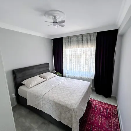 Renovated Comfy With Unique Sea View